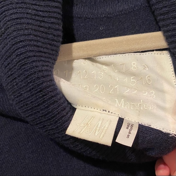 Margiela X H&M Navy Cashmere Super Oversized Sweater - Picture 6 of 6